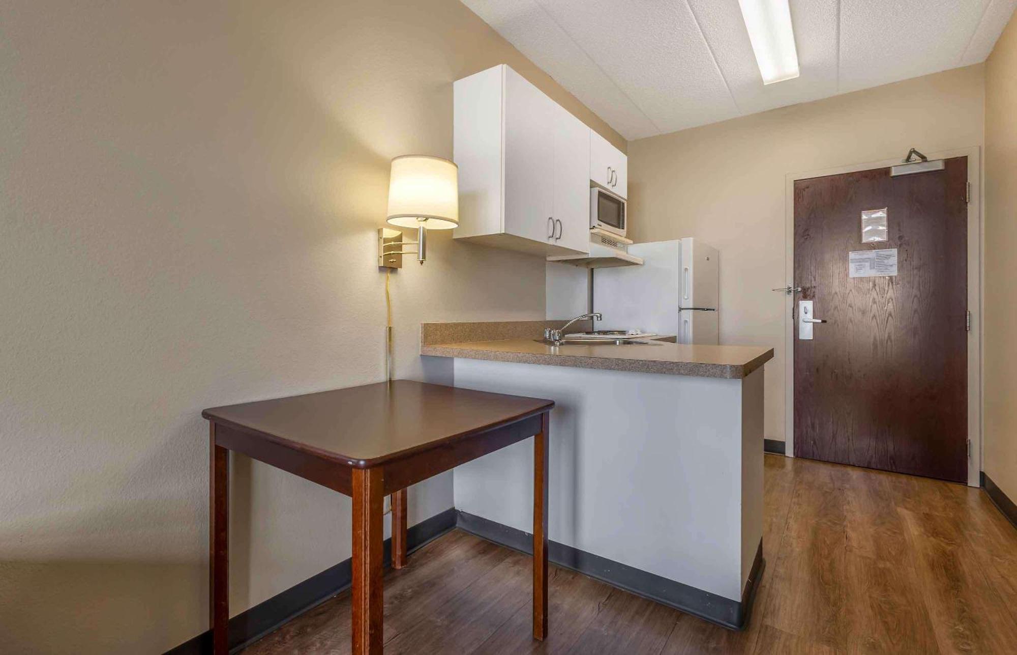 Extended Stay America Suites - Chicago - Midway Bedford Park Exterior photo